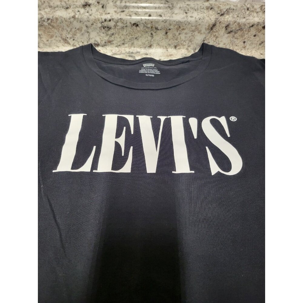 T-Shirt LEVIS size XL Black Short Sleeve Top